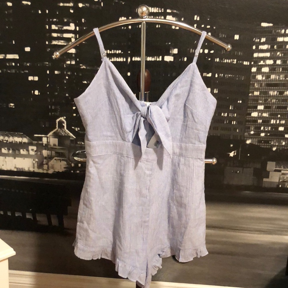 HENRIGIRL Light blue striped romper !!